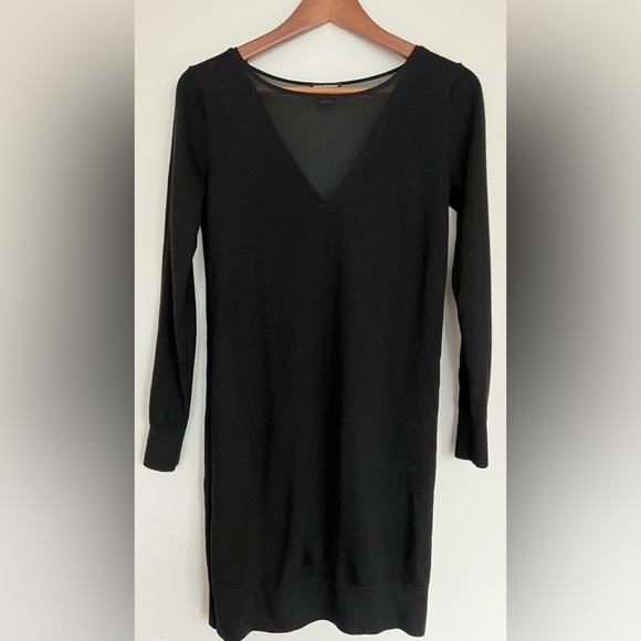 Club Monaco - Picture 1 of 3